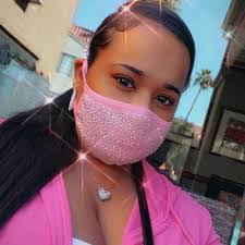 Candice Gregory's Instagram, Twitter & Facebook