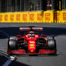 Charles leclerc legte im ersten schlagabtausch mit 1:41.218 minuten die beste zeit hin und landete damit 0,232 sekunden vor lewis hamilton. Formel 1 Baku Gp Mit Vettel Schumacher Hamilton Live Im Tv Stream Ticker