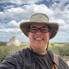 Amy Barron's Instagram, Twitter & Facebook