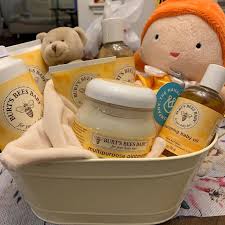 4.9 out of 5 stars with 41 ratings. Burt S Bees Baby Bee Gift Set