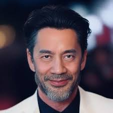 👤(1) Suvasree Dutta sent you friend request Tap to accept friend request  🟢 Online