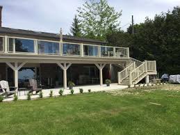 Complete line of glass to glass, wall to glass clamps, floor locks, glass door hinges, latches & more. Aluminum Railing Outdoor Deck Railing Aluminum Glass Railing Toronto Craft Bilt