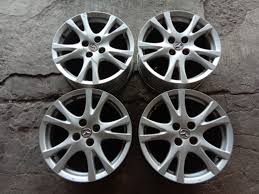 Empat cara yang tepat menganti velg dan ban mobilio. Velg Oem Mazda 2 R16 Pcd 4x100 Et50 Ori