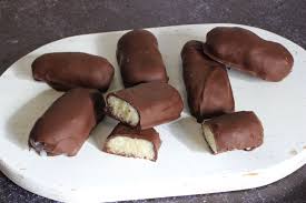 Recette Bounty Comme Le Vrai En Video Recette En 2020 Recette Bounty Recette Chocolat Chaud Alimentation