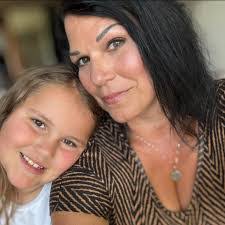 Steven Shy's Instagram, Twitter & Facebook