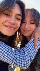 Ava Roth (@.avaroth)