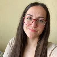 Mireya Crespo's Instagram, Twitter & Facebook