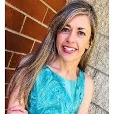 Karen Bose's Instagram, Twitter & Facebook