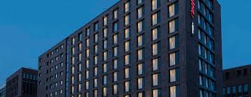 Featuring a bar and entertainment activities, this quiet holiday inn express hamburg city centre is set 3.8 km from the vast model miniatur wunderland railway. Hampton By Hilton Hamburg City Centre Hotel