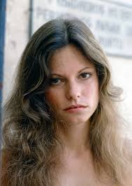 1977…Kay Lenz and David Cassidy got married! I'm sad he's off the market  now, but they make a great couple! She's a beauty! Congratulations!! (Stock  photo)