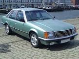 OPEL-SENATOR