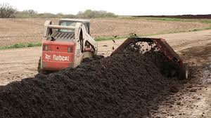 I could not find a good way to quickly turn our compost piles, so i made this out of an old garden tiller and some scrap wood that i had sitting around. Self Propelled Mushroom Compost Turner Diesel Driven By Zhengzhou Hongle