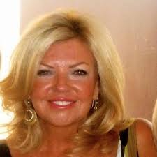 Anne McGrane McCann (@AmarieMcCann)