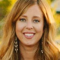 Suzy Harrison's Instagram, Twitter & Facebook