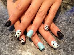 Ce sont des gels coloré qui se pose directement sur vos ongles naturels et qui sèchent sous une lampe uv. Deco Ongles Pour L Ete En 75 Idees Laissez Nous Vous Inspirer