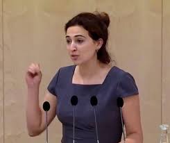 Justizministerin alma zadic setzt sich gegen hass im netz ein und war selbst mit anfeindungen im internet konfrontiert. Who Is Alma Zadic Gates Of Vienna