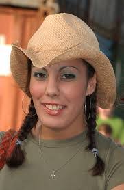 Cassidy Cote's Instagram, Twitter & Facebook