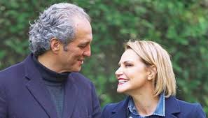 Simona ventura, compleanno da tenerona con i figli e il suo gerò carraro. Simona Ventura Chi E Il Compagno Giovanni Terzi Eta Carriera Figli Ex Moglie E Vita Privata Controcopertina Com