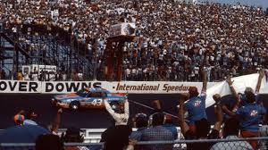 It was his 200th nascar career victory, an the north carolina son of nascar's first great star, lee petty, he fathered the next generation of racing's most famous dynasty. On This Day In 1984 Richard Petty Wins His 199th Nascar Cup Series Race At Dover Nascar