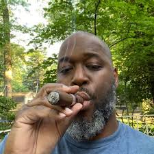 Eddie Cain (@ecain25)