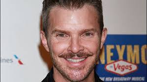 Denis Jones's Instagram, Twitter & Facebook