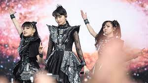 Babymetal結成10周年「10 babymetal years」 日本武道館10公演「10 babymetal budokan」待望の映像化＆音源化! Babymetal Was Passiert Wenn J Pop Mit Heavy Metal Kollidiert
