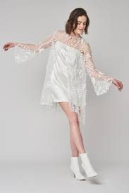 Somos una tienda virtual que operamos desde colombia para el exquisito diseno en encaje convertible de falda sobrepuesta a vestido corto tipo coctel, ideal para bodas en la playa, bodas civiles, vestidos post. Vestidos De Novia Para Boda Civil Mas De 90 Disenos Super Top Melissa Lara