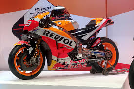The repsol honda team has unveiled the 2020 livery for its motogp bike, which will be the 2020 livery, made up of the familiar red, orange and white colours of repsol honda and branding for major. Motogp Honda Unveil Unchanged Livery For 2019 Mcn