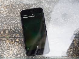 C'est primordial et çà concerne tous les appareils endommagés par l'eau. Premiere Baignade Pour Mon Iphone 7 Igeneration