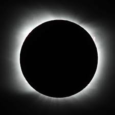 Die totale mondfinsternis vom 27.07.2018, hier aufgenommen in bonn, war in deutschland eines der bedeutendsten astronomischen ereignisse aller zeiten, denn sie lockte millionen menschen nach draußen. Das War Die Totale Sonnenfinsternis Vom 14 Dezember Wissen