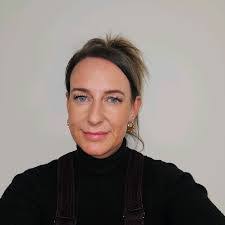 Terri Couch's Instagram, Twitter & Facebook