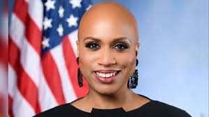 Jared Timothy Starling donates $2,500 to Stephen F. Lynch's campaign  committee in November