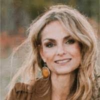 Kelsey Henley's Instagram, Twitter & Facebook