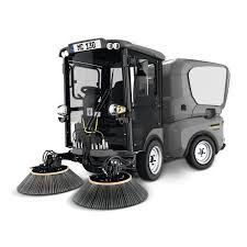 Utilisable en intérieur comme en extérieur, elle offre un très bon confort d'utilisation car. Aufsitzkehrmaschine Mc 130 Karcher Mit Verbrennungsmotor Kompakt Aussenbereich