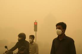 Delhi Chokes as AQI Hits 404; System Collapses - Health On Air