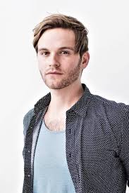 Van Hansis — The Movie Database (TMDB)