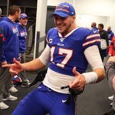 It's been long expected that star wyoming quarterback josh allen was going to enter the 2018 nfl draft. Josh Allen Joshallenqb Twitter