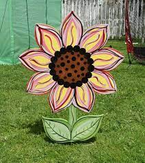 You'll receive 12 ready to stake signs. Sunflower Yard Art Stake Wood Painted Sunflower Garden Stake Spring Flower Lawn Stake Spring Yard Decor Flower Garden Fl Yard Art Garden Art Wood Yard Art