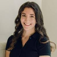 Amanda Henigan's Instagram, Twitter & Facebook