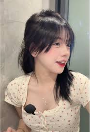 Nhà Anh Khúc Bthanh: Cuộc Phiêu Lưu Cùng Sóc Nâu