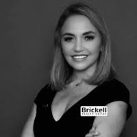 300+ "Mónica Cuellar