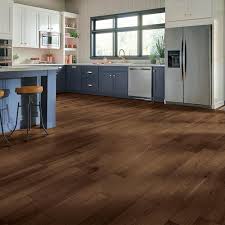 Bruce Hydropel Hickory Medium Brown 7 16 In T X 5 In W X Varying L Waterproof Engineered Hardwood Flooring 22 6 Sq Ft Ehwr54l60w The Home Depot Engineered Hardwood Flooring Engineered Hardwood Solid Hardwood Floors