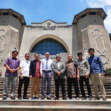 Iium spares no effort in ensuring that all their branches provide the best tertiary education possible. Al Azhar Indonesia University Building Relationships With The International Islamic University Malaysia Iium And Sekolah Indonesia Kuala Lumpur Sikl Kantor Urusan Internasional