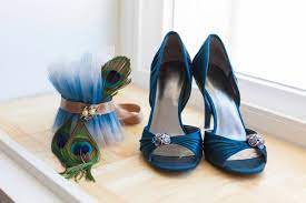 Queste scarpe da sposa sono state tinte per abbinare il colore tiffany blue, ma è disponibile anche in oltre 100 colori diversi tra cui bianco, avorio, melanzane, davids bridal colors, così come la possibilità di inviarci un campione campione per abbinare a colori per voi! Scarpe Da Sposa Blu D8904f