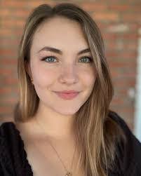 Ashley Mcgovern's Instagram, Twitter & Facebook