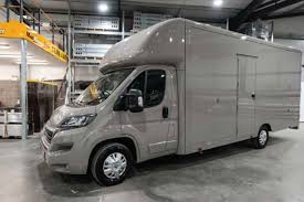 With its huge volume and hydraulic tail lift, a luton van loads those large items effortlessly. Bespoke Low Loader Luton Van Range Maxi Mover