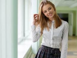 Народилася в місті дніпропетровськ, є єдиною дитиною в сім'ї. Lola Iz Seriala Shkola Foto Mokraya Liza Vasilenko Iz Shkoly Ocharovala Poklonnikov Foto V Bikini