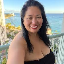 Maria Meeks's Instagram, Twitter & Facebook