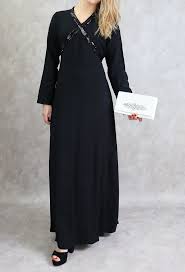 La robe longue manche longue va à presque tout le monde. Robe Longue Croisee A Strass De Couleur Noir Pret A Porter Et Accessoires Sur Orientica Com