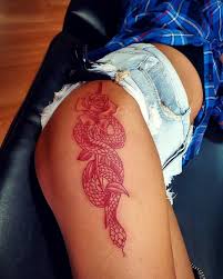Creative and exact, artists here at the edge are able to provide you with creative custom art which yields that original touch that makes your tattoo the masterpiece you seek. The Edge Tattoo Beitrage Facebook